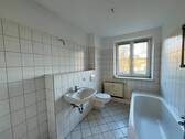 Bad mit Wanne.jpg - 