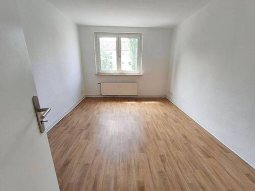 Schlafzimmer - 3 Zimmer Etagenwohnung zur Miete in Merseburg