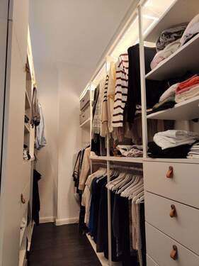 Begehbarer Kleiderschrank - 