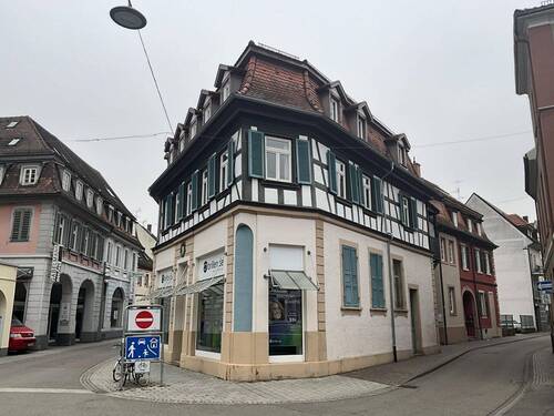 Bild 2 - 6 Zimmer Mehrfamilienhaus, Wohnhaus zum Kaufen in Lahr