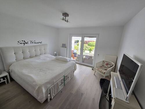 Elternschlafzimmer EG - 
