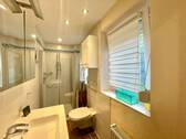 Duschbad im Anbau - 