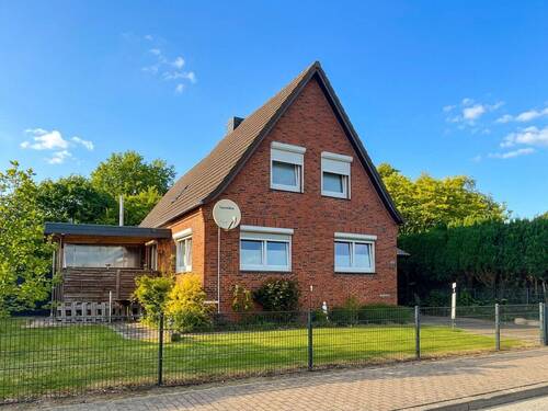 Haus zu verkaufen - Alle unter einem Dach - Einfamilienhaus mit Einliegerwohnung in Rethwisch!