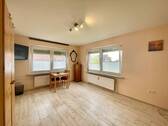 Wohnzimmer im Haupthaus - Einfamilienhaus mit 143,00 m&sup2; in Rethwisch zum Kaufen
