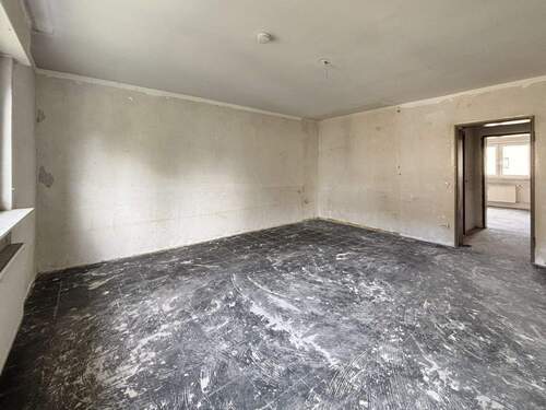 Wohnzimmer - 3 Zimmer Etagenwohnung zum Kaufen in Viernheim