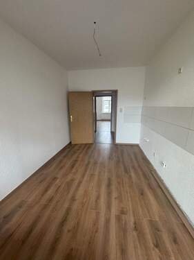 Küche Türe - Etagenwohnung mit 85,00 m² in Plauen zur Miete