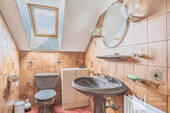 WC im Dachgeschoss - 