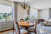 Lichtdurchflutetes Ess-/ Wohnzimmer - 