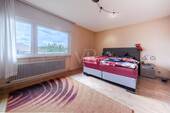 Geräumiges Schlafzimmer - 