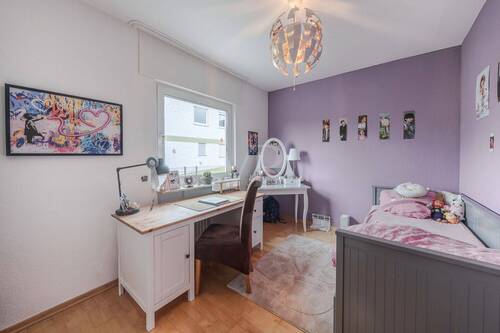 Kinderzimmer 1 im EG - 