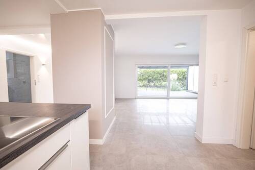 Haupthaus EG Blick Wohnzimmer - 