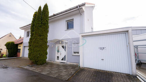 Außenansicht - 3 Zimmer Einfamilienhaus zum Kaufen in Nürtingen