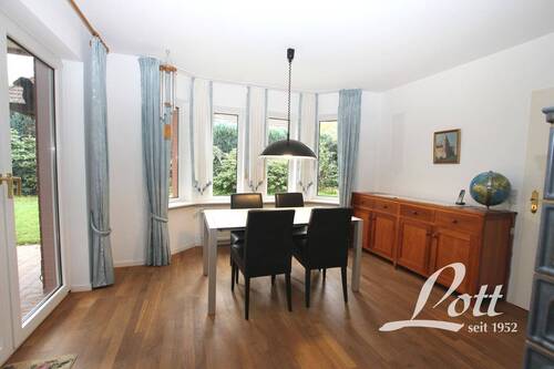 Wohn- und Esszimmer - 