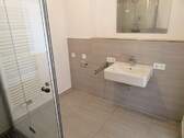 Badezimmer Ansicht 2 - 
