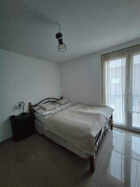 c8d252dd-47c3-4bdf-9b2a-14b453334d5e.jpeg - 