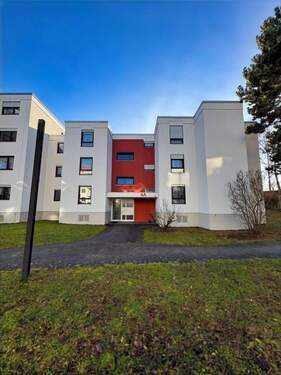 Hausfront - Renovierte und sonnige 2,5-Zimmerwohung in Gärtringen