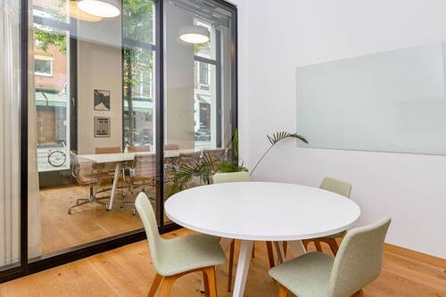 Besprechungsräume 1.jpg - Wunderschön eingerichtete Büroräume für 4 Personen in Spaces Andreas Quartier