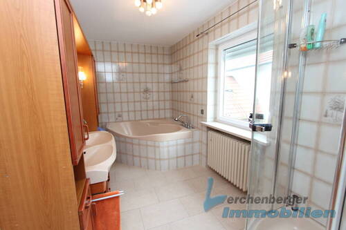 Bad/Dusche OG - 