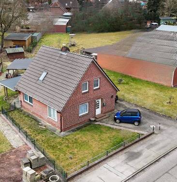 Straßenansicht - Hochdonn: Klein, aber saniert! - 198.000,00 EUR Kaufpreis, ca.  90,00 m² Wohnfläche