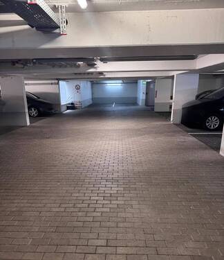 Tiefgarage - 