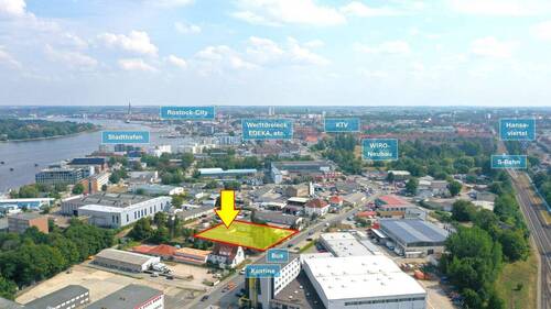Luftbild - Ideal für Hundeschulen und Hundetraining - 430 m² eingezäunte Außenfläche mit Büro- und Lageroption