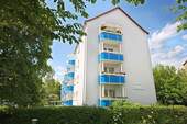Giebelansicht - 3 Zimmer Etagenwohnung zur Miete in Halle (Saale)