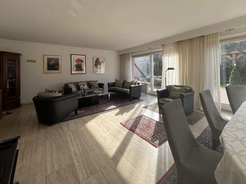 Kann alternativ auch geteilt werden - 