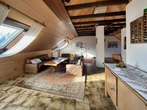 Viel Platz für Hobby oder Sport - 