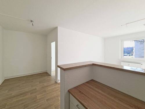 Essbereich (1) - moderne Balkonwohnung mit Einbauküche im bequemen 2. OG