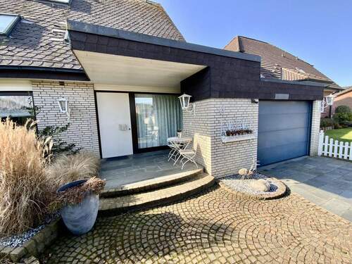 Hauseingang - 5 Zimmer Einfamilienhaus in Werne