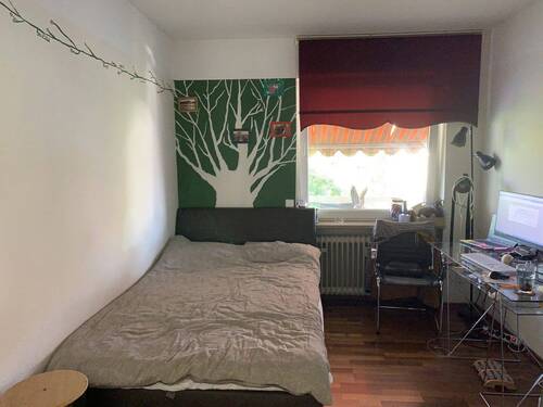 1. Kinderzimmer/ Arbeitszimmer - 
