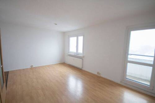 Wohnzimmer - 2 Zimmer Etagenwohnung in Halle (Saale)