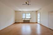 Bild 2 - 3 Zimmer Etagenwohnung zum Kaufen in Stuttgart