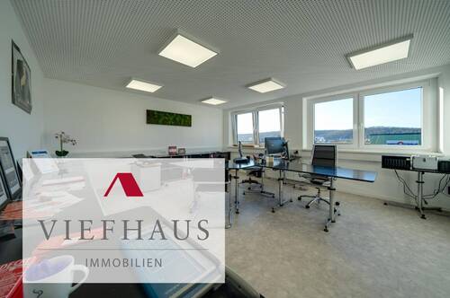 Viefhaus Immobilien Würzburg - Klimatisierte Büroräume (ca. 250m²) im Erdgeschoß im Gewerbegebiet Veitshöchheimer Straße