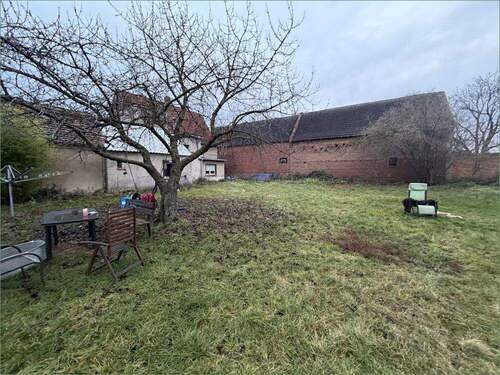 Grundstück - Einfamilienhaus mit 130,00 m&sup2; in Könnern OT Hohenedlau zum Kaufen