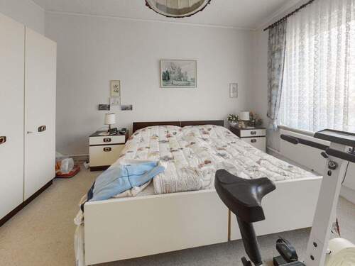 Schlafzimmer EG - 