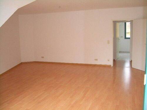 Wohnzimmer1.jpg - Etagenwohnung mit 78,00 m&sup2; in Nuthetal zur Miete