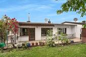 Blick auf die Terrasse - 6 Zimmer Einfamilienhaus zum Kaufen in Bornheim