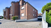 Tiefgaragenzufahrt - 3 Zimmer Etagenwohnung in Moers
