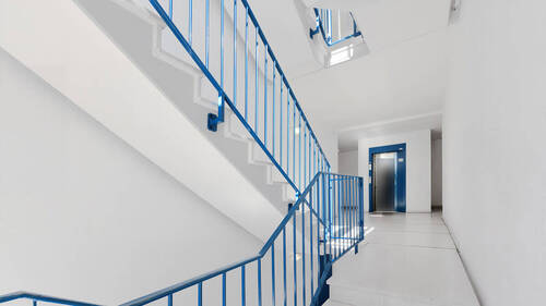 Treppenhaus - Etagenwohnung mit 91,50 m² in Moers zum Kaufen