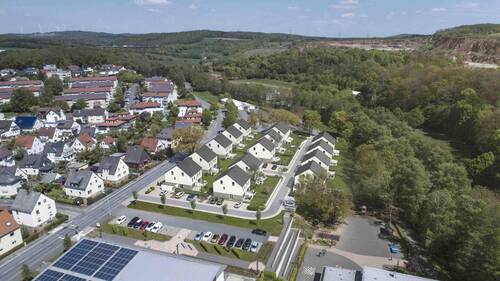 Bild 2 - 5 Zimmer Doppelhaushälfte zur Miete in Wetzlar