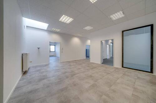 Eingangsbereich - Büro zur Miete in Würzburg