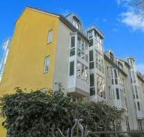 Helle 2-Zimmer-Wohnung mit Tiefgaragenstellplatz am Stadtgarten - Farwickpark - in Aachen