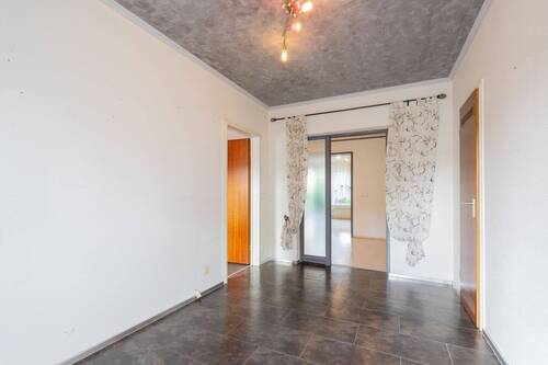 Diele - 6 Zimmer Reihenmittelhaus in Nürnberg
