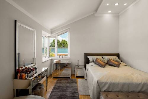 Zimmer 1 Dachgeschoss - 