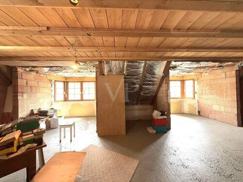 nicht ausgebaute DG-Hälfte - 