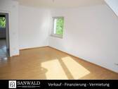 Bild 2 - 2 Zimmer Etagenwohnung zur Miete in Bochum