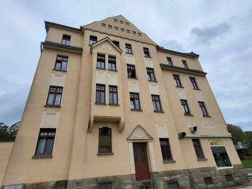 Frontansicht - 2 Zimmer Etagenwohnung zur Miete in Reichenbach