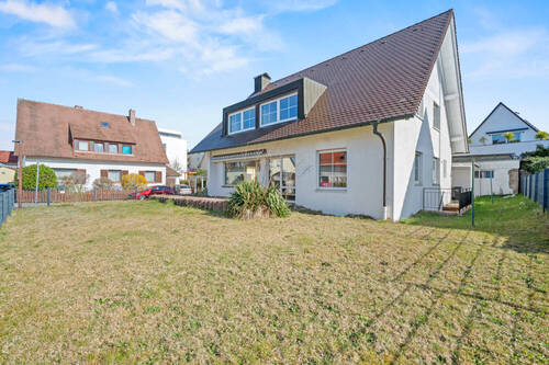 Außenansiht - Einfamilienhaus mit 224,00 m² in Friedrichshafen zum Kaufen