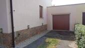 Garage am Haus.JPG - 